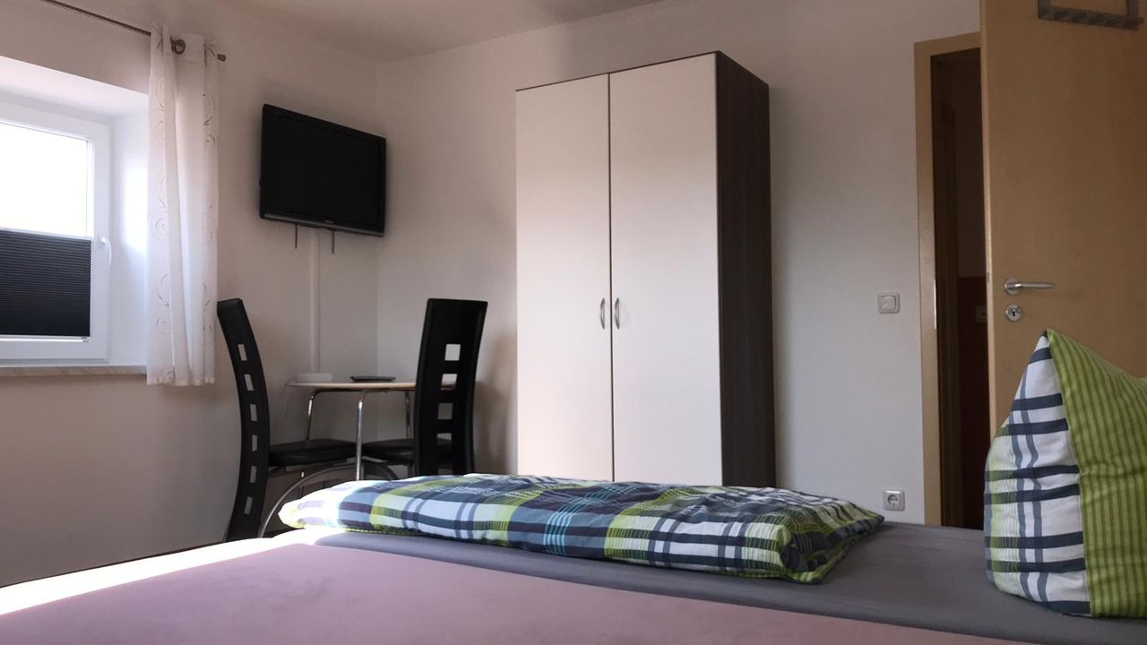 Zimmer mit Doppelbett Zimmer mit Doppelbett